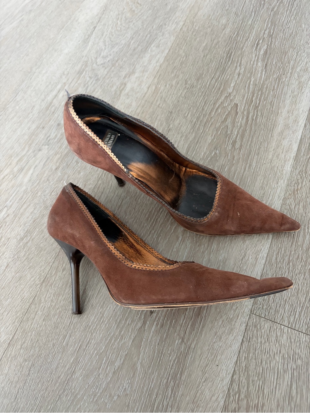 Giorgio Fabiano Genuine Brown Suede Pointed-Toe Pumps